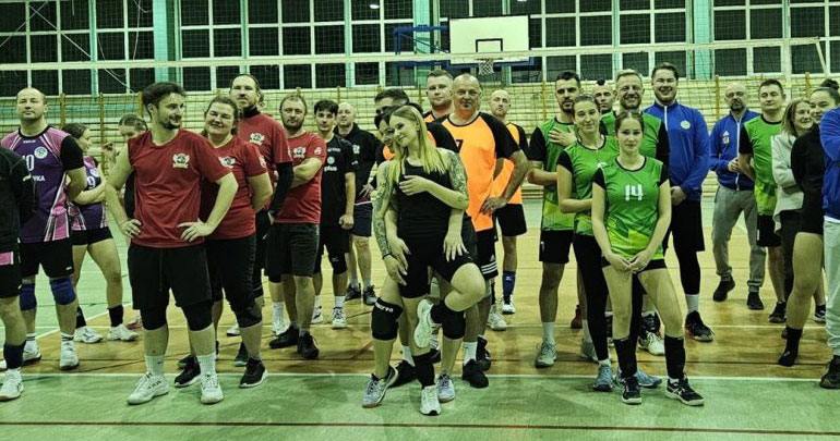 Turniej Piłki Siatkowej w Janowicach Wielkich 