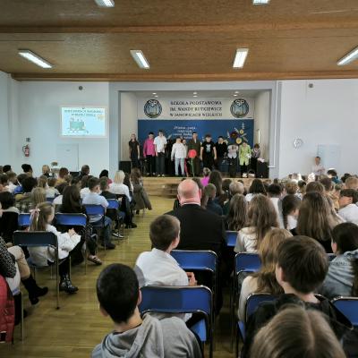 Dzień Edukacji Narodowej w Janowicach Wielkich