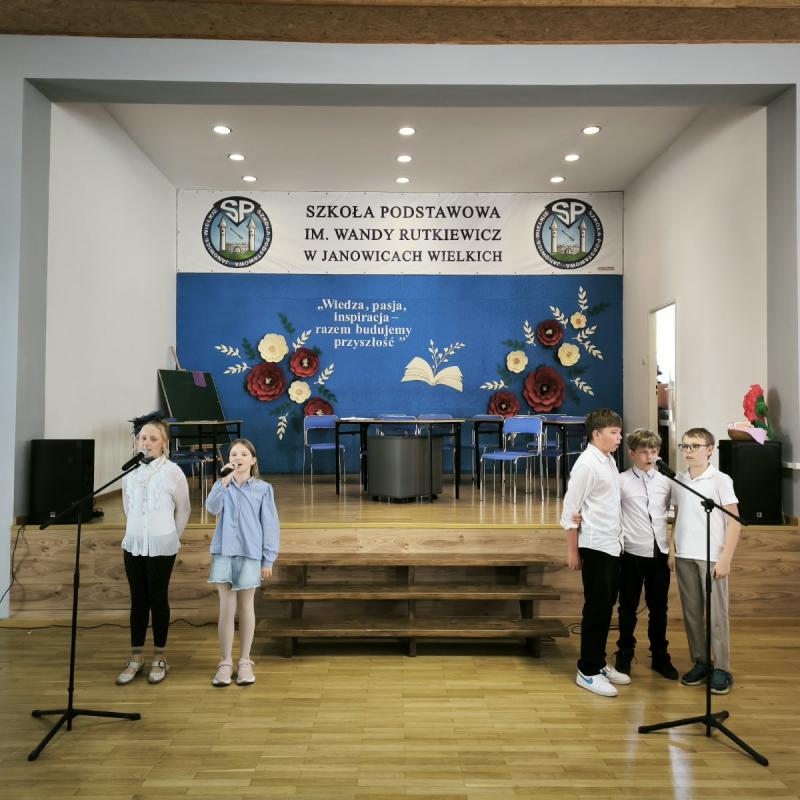 Dzień Edukacji Narodowej w Janowicach Wielkich