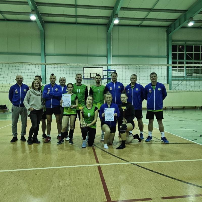 Turniej Piłki Siatkowej w Janowicach Wielkich 