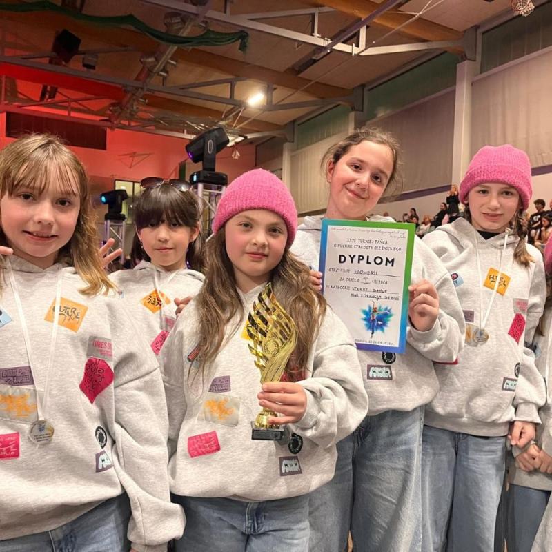 Sukces tancerek z Janowic Wielkich na ogólnopolskich zawodach w Oleśnicy 